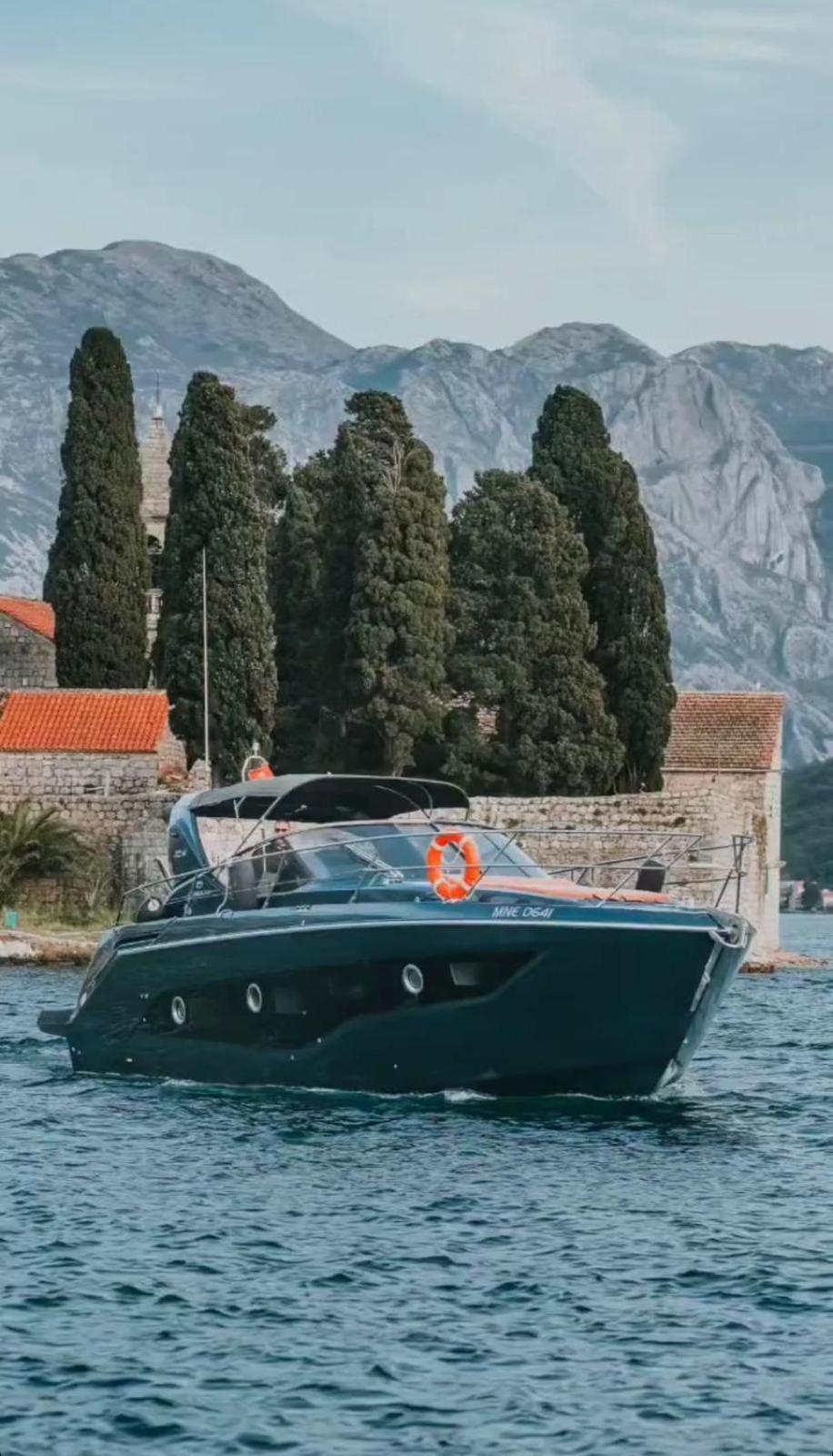 Porto Montenegro Luxury Studio Zeta Tivat Ngoại thất bức ảnh