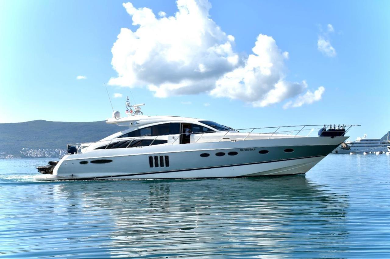 Porto Montenegro Luxury Studio Zeta Tivat Ngoại thất bức ảnh