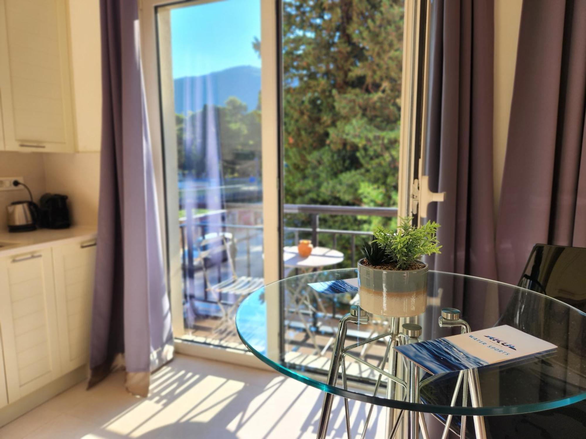 Porto Montenegro Luxury Studio Zeta Tivat Ngoại thất bức ảnh